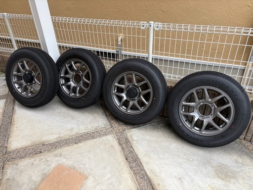SUZUKI スズキジムニー JB64 純正タイヤホイール