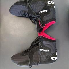 中古】Otomix メンズ スティングレイ エスケープ ボディビルディング ウェイトリフティング MMA & レスリングシューズ US サイズ: 9.5 の画像