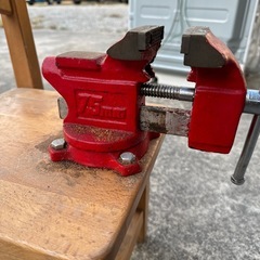 【サイズ小さいです！】万力　工具の画像