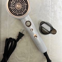 【新品】進化型 ヘアドライヤー 高速ドライヤー お歳暮ギフト マイナスイオン 速乾 ヘアケア 軽量 温冷風 風量調整 PSE認証 過熱保護 旅行の画像