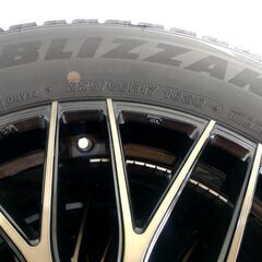 BRIDGESTONEスタッドレスタイヤ4本セットの画像