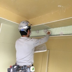 建設内装特殊工事業！施工スタッフ！未経験25万〜の画像