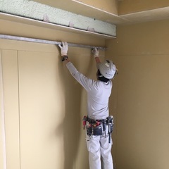 建設内装特殊工事業！施工スタッフ！未経験25万〜の画像