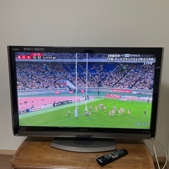 シャープ　AQUOS 40V型テレビ