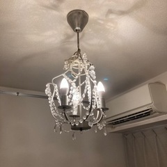 IKEAクリスターレルシャンデリア　電球付きの画像
