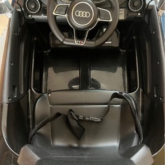 【子供用】電動乗用カー Audi TT RS アウディの画像