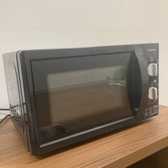 【至急・無料】電子レンジ700w・掃除機・ローテーブルの画像