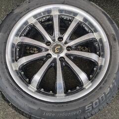 18インチタイヤ付きホイールの画像