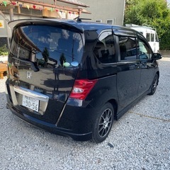 ホンダフリード1500の画像