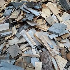 建材　廃材　木っ端が沢山あります。の画像