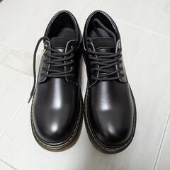 ブラック本革ワークシューズ