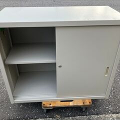 中古 コクヨ 引き違い書庫　スチール書庫　引き戸　書庫　ロータイ...