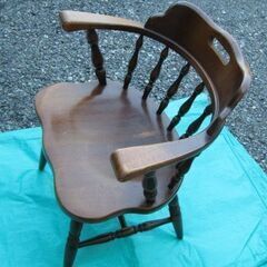 ★　落ち着いた品のある　木製いす　