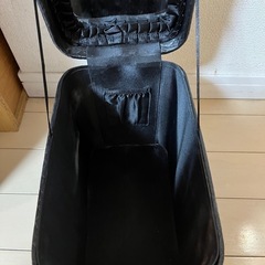 メイクボックス　鍵付き　化粧用具入れ　鏡付きの画像