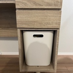 LOWYA パソコンデスク　オークの画像