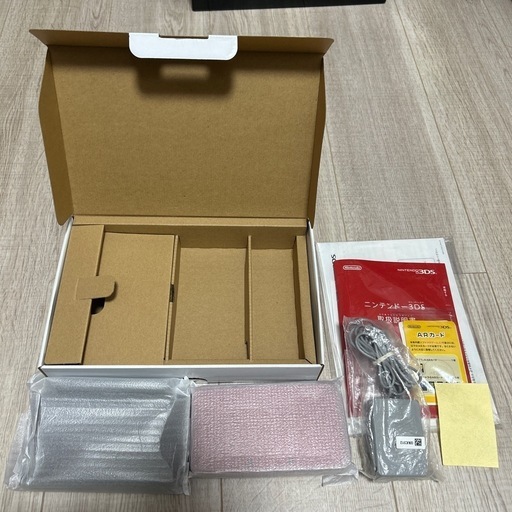 値下げしました！！
ニンテンドー3DS　オマケ付き✨
