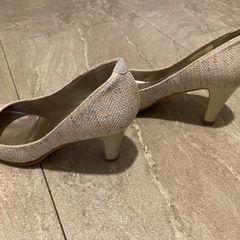 tozoo パンプス　21.5 cm 日本製の画像