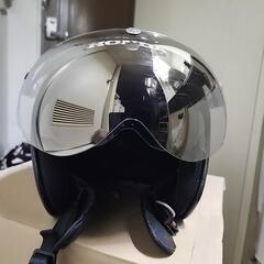 ヘルメットの画像