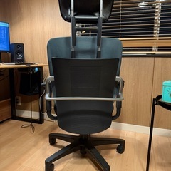ITOKI ゲーミングチェアの画像