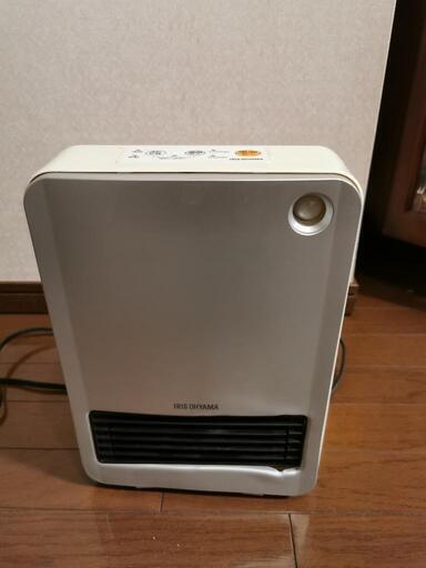 アイリスオーヤマ 人感センサー付 セラミックファンヒーター JCH-122T-W