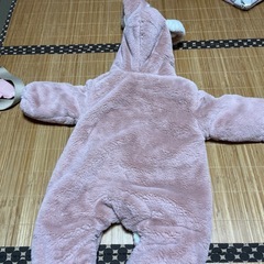 ニンジン付きウサギ着ぐるみカバーオールの画像