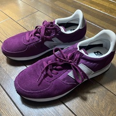 ニューバランス　スニーカー新品！