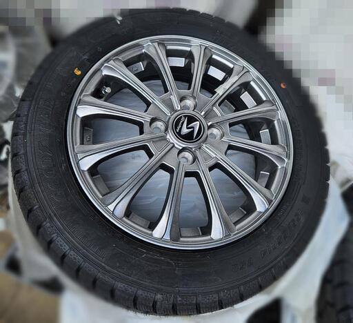 『ほぼ新品』スタッドレスタイヤ