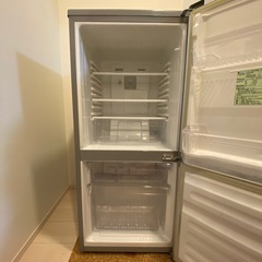 【引き取り限定】冷蔵庫　110Lの画像