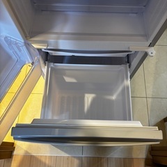 【美品】2019年購入 SHARP 冷蔵庫の画像
