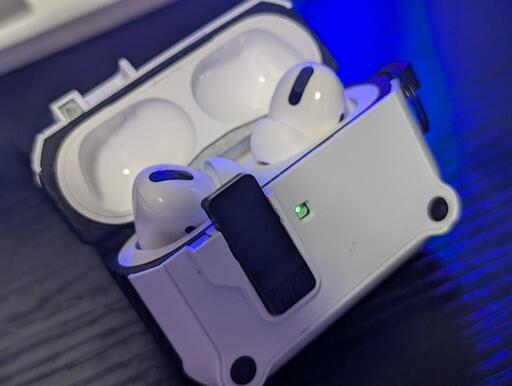 【良品】Apple AirPods Pro 第1世代 MWP22J/A 専用保護ケース付き