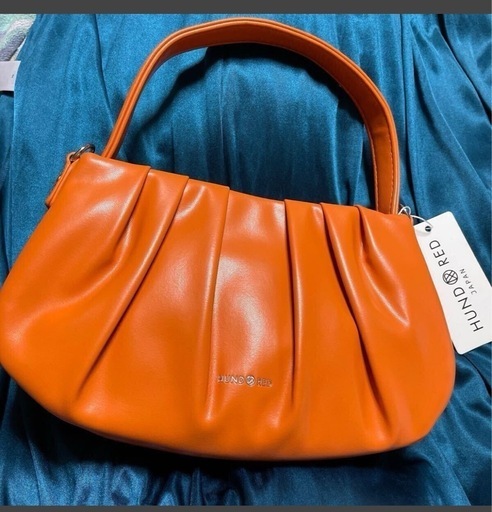 【新品未使用品】HUNDRED 2Wayハンドバック オレンジでめっちゃ可愛いです！！