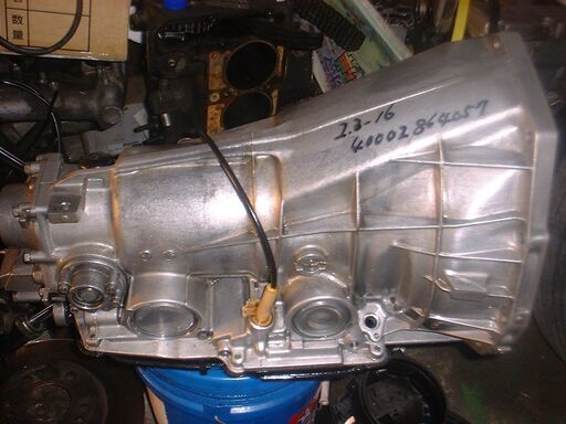 Mベンツ190E-16VエンジンリビルトA/T販売