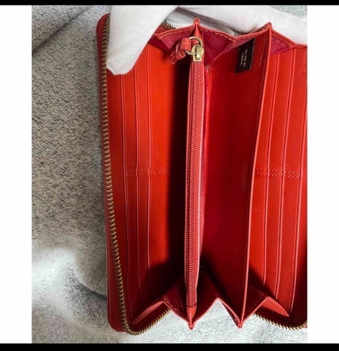 新品で購入。COACH長財布 (中古Aランク美品)