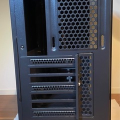 【動作確認済】MSI MAG VAMPIRIC 010X  PCケースの画像