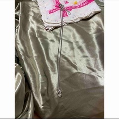Courreges クレージュ ハートネックレス・ハンカチのセットの画像