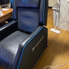 クーガゲーミングソファー