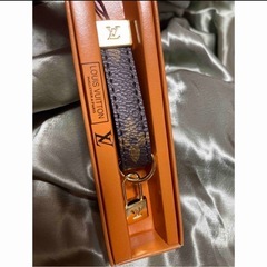 【LOUIS VUITTON】ルイヴィトン ストラップ チャーム...