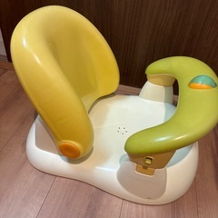 コンビ　バスチェアの画像