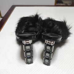 ファーの付いたの画像