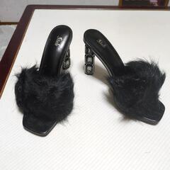 ファーの付いたの画像