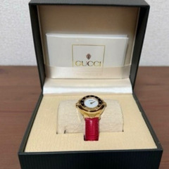 中古美品GUCCI腕時計おねさげです