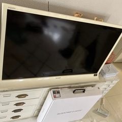 液晶テレビ　SHARP  