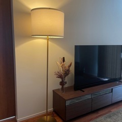 IKEA フロアランプの画像