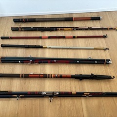 竿6本とタモ網の柄1本差し上げます
