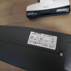 購入者決定　　ヤマゼン 2018年製 コードレスサイクロンクリーナー 2way 掃除機

の画像