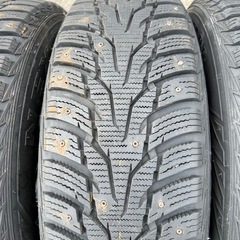 205/65R15 スパイクタイヤ ネクセン WINGUARD 2016年製造 4本の画像