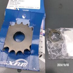 ザム（ＸＡＭ）　フロント　ドライブスプロケット　Ｃ３２０８－１６Ｔ　ロックプレート付の画像