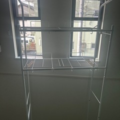 物起きラック？
