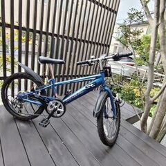 男の子20インチ自転車ブルーかっこいいスポーツタイプ