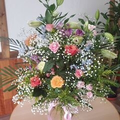 定期フラワー生け込み🍀店舗やお家の玄関などに🌸